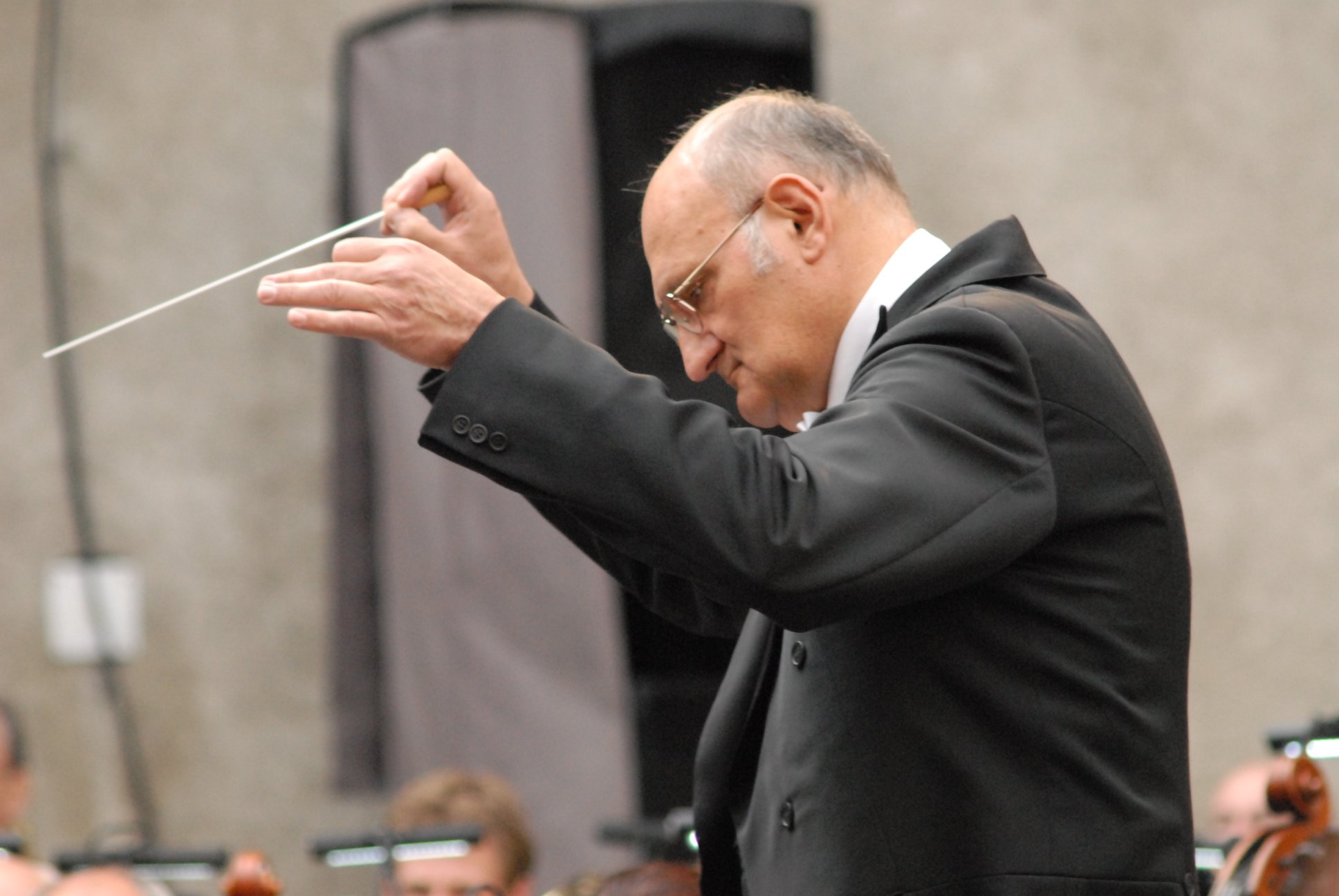 Marián Vach - Okrúhle životné jubileum šéfdirigenta Štátnej opery Marián Vach - Okrúhle životné jubileum šéfdirigenta Štátnej opery